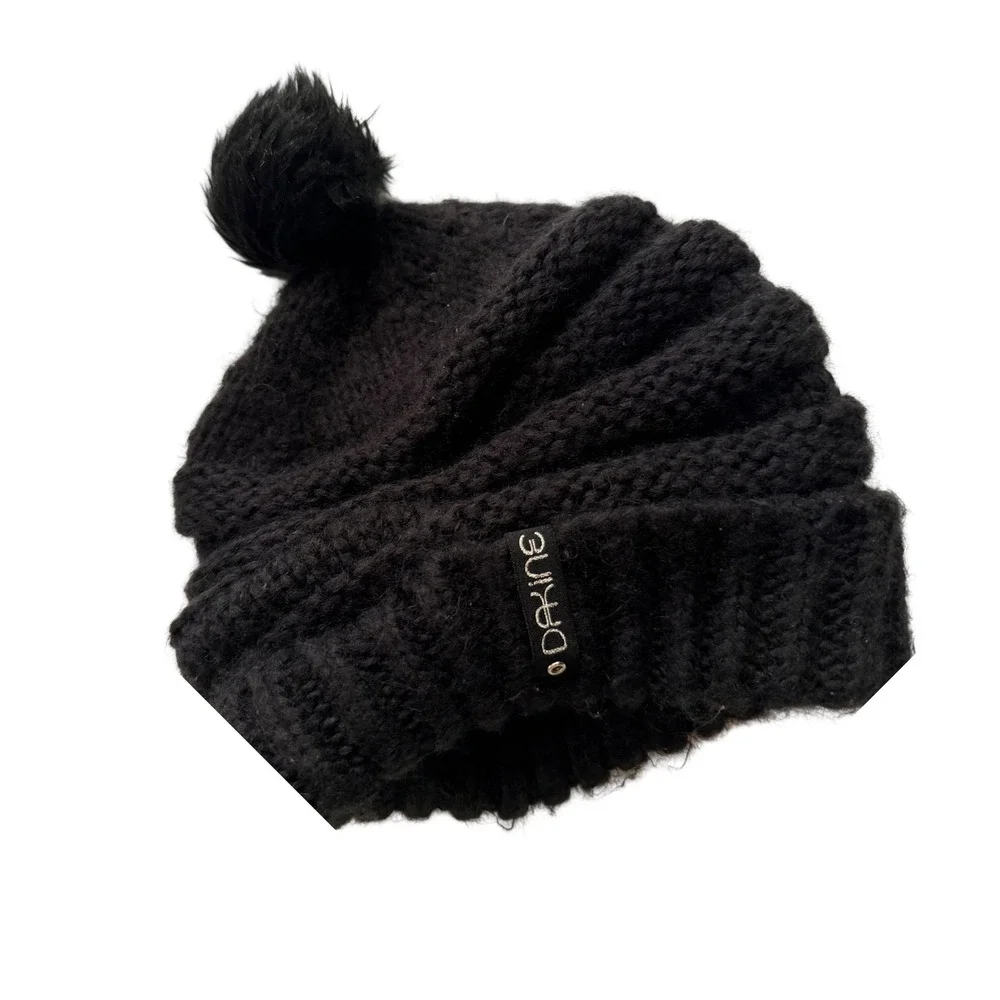 Dakine Black Knit ‎ Scrunch Pom Pom Beanie Hat Women One Size